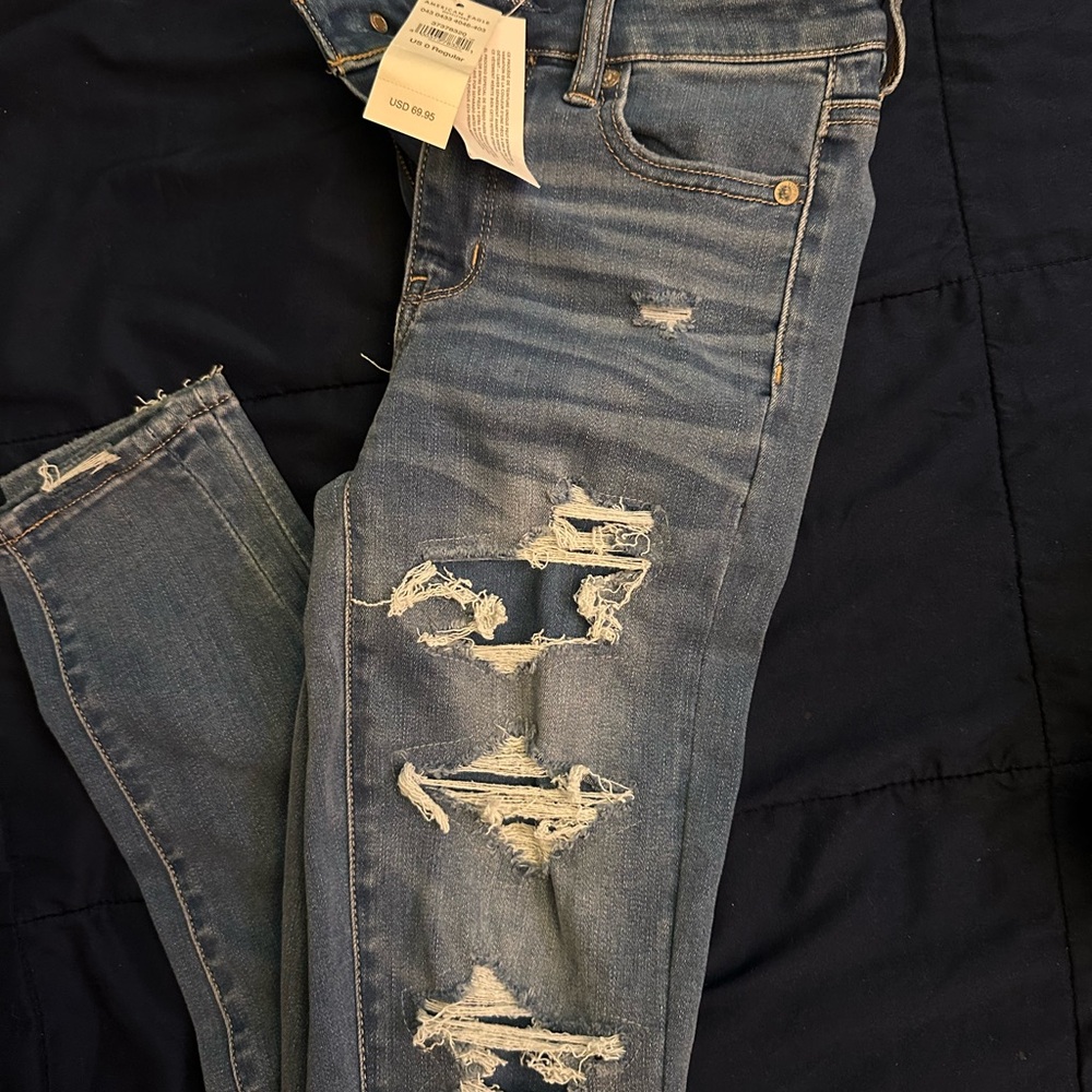 American Eagle Outfitters Skinny Blue Silver Jeans with Distressed Style
